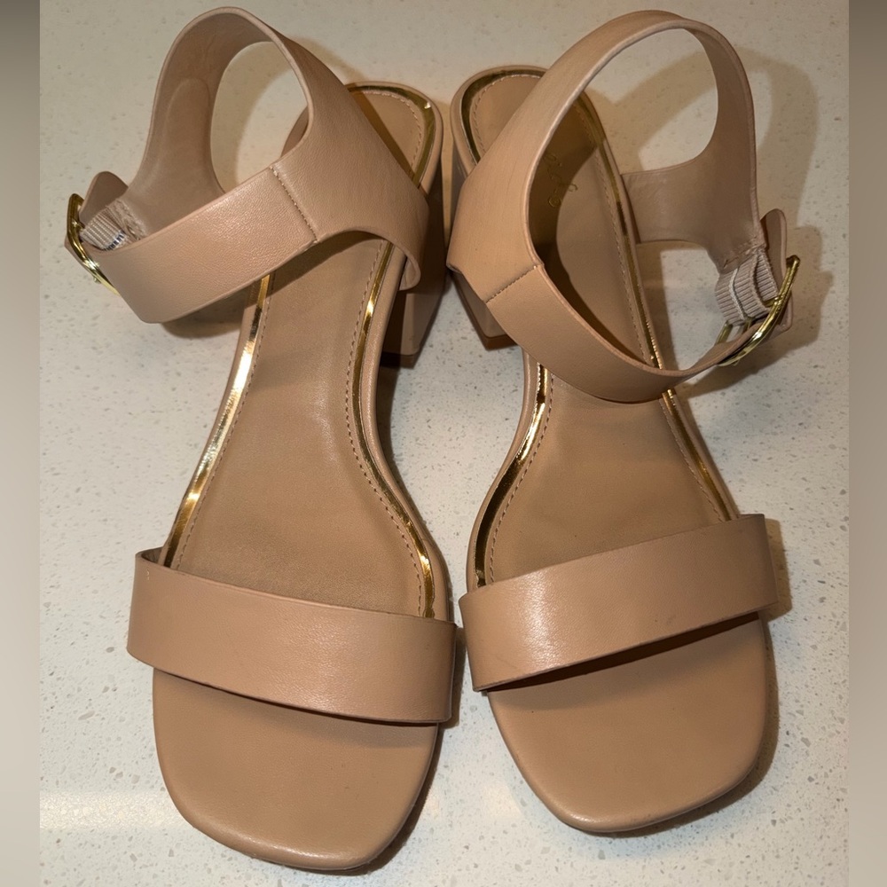 Women’s Nude Block Heel Sandals with Buckle Detail